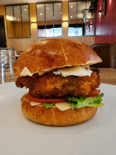 CRISPY CAESAR 15,90€